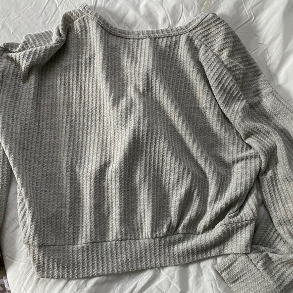 ❌SOLD❌ Gray Button-Up Sweater - Picture 4 of 5